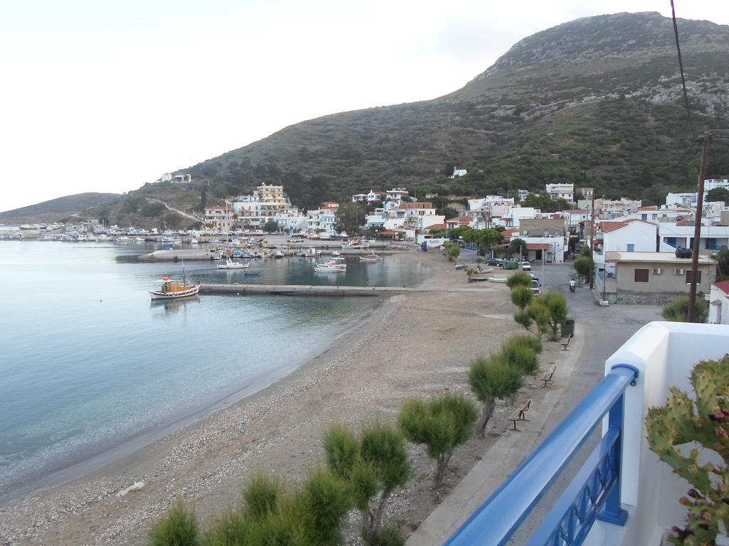 Nektaria On The Beach Fourni Ikarias Exterior photo